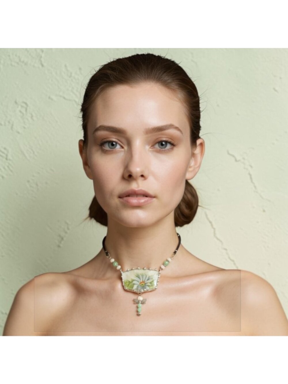 Broken China Daisies Pendant Jade Dragonfly Moonstone & Green Aventurine Leather - Picture 4 of 11